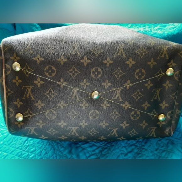 **AUTHENTIC** One Owner Louis Vuitton Discontinued Tivoli Monogram - Picture 6 of 7